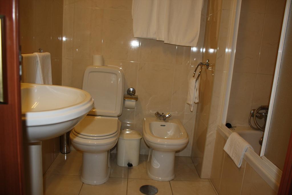 Residencial Stª Joana Hotel Aveiro Værelse billede
